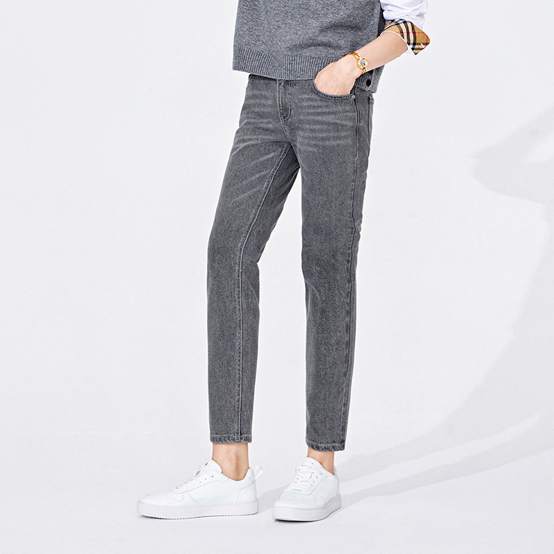 https://fulmo-img-server.com/graypants/7b8cc76a-cf61-4b7a-8cb1-156a91c0652b.jpg