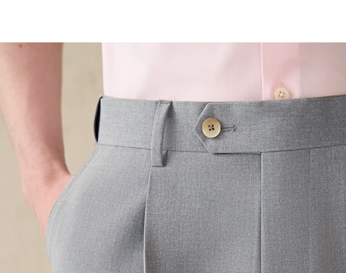 グレー パンツ  ストレッチ機能美シルエットスラックス