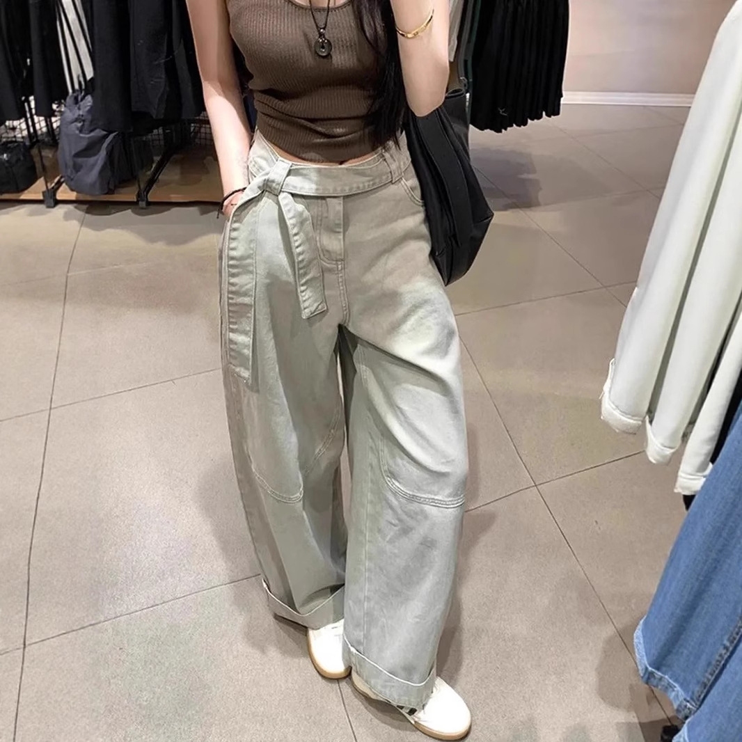 グレー パンツ リラックスベルト付きフレアパンツ