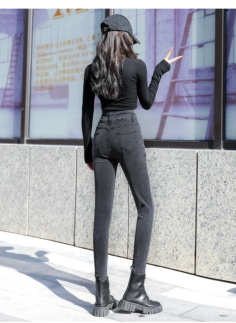 グレー パンツ すっきりシルエット美脚パンツ