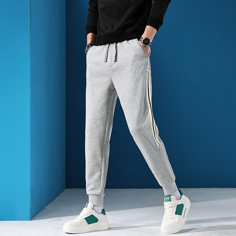 https://fulmo-img-server.com/graypants/d654fccd-0e01-4d2d-a6ce-b5cd9ddbc956.jpg