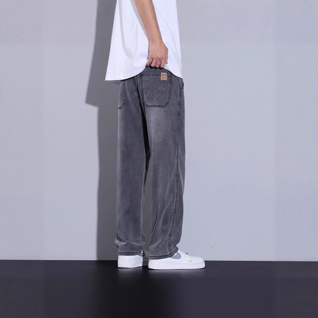 グレー パンツ ゆったりストレートデニム