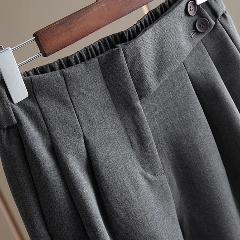 https://fulmo-img-server.com/graypants/f5c1b898-0c4d-48f1-86f7-7da4d8c37f87.jpg