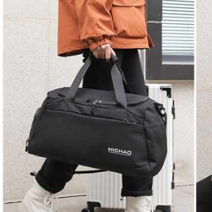 ジムバッグ 多機能トートバッグ 大容量 斜め掛け可能 旅行 ジム用