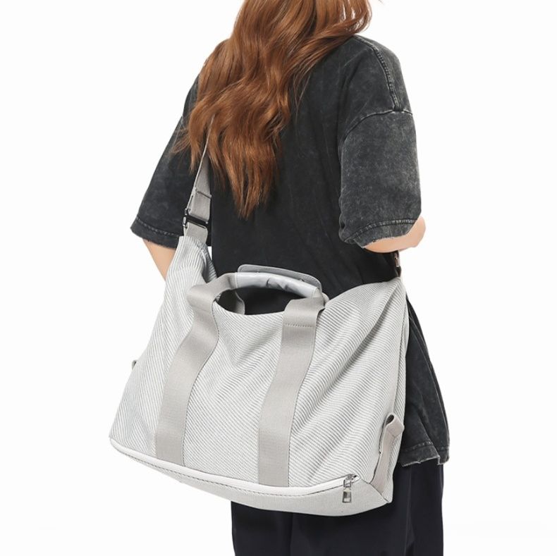 ジムバッグ ストライプデザイン多機能バックバッグ