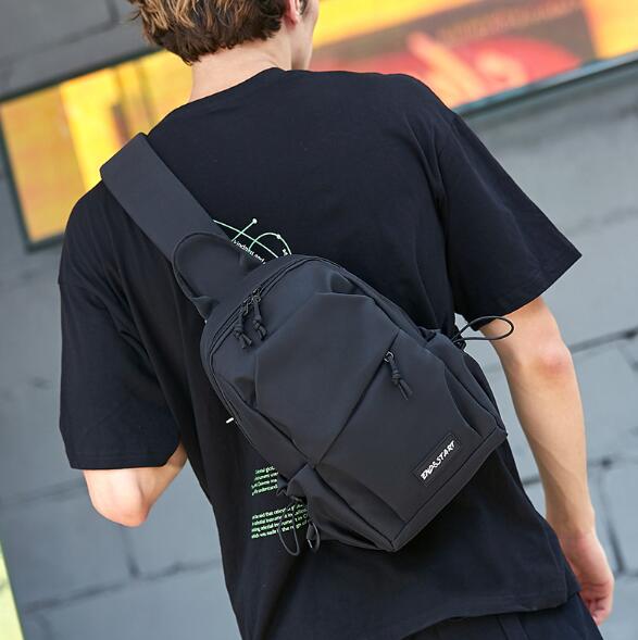 ジムバッグ 運動用ミニバッグ 斜め掛け鞄 お出かけ鞄