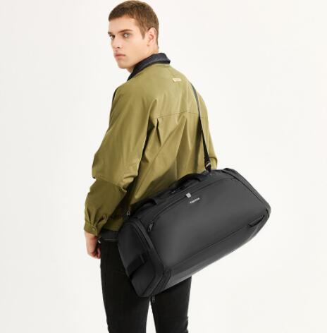 ジムバッグ メンズ大容量ダッフルバッグ撥水加工旅行用