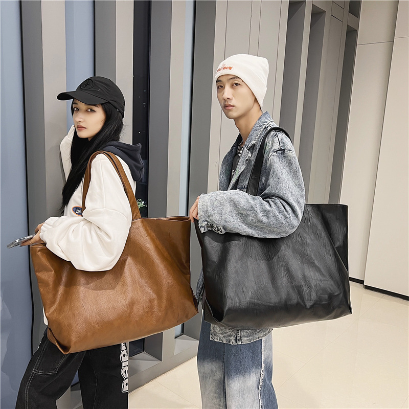 ジムバッグ 大容量シンプルレザー調ジム用トートバッグ