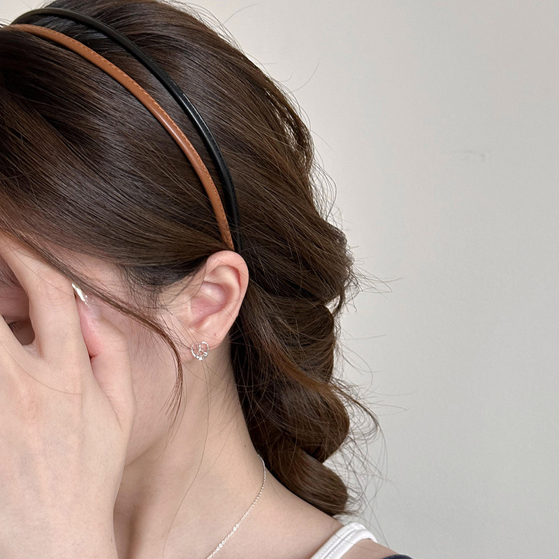 ヘアアクセサリー 細身スリムラインカチューシャ