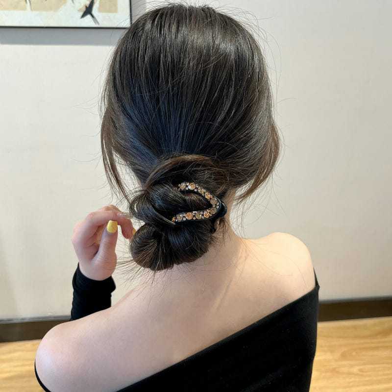 ヘアアクセサリー 波形キラめき ラグジュアリーバレッタ
