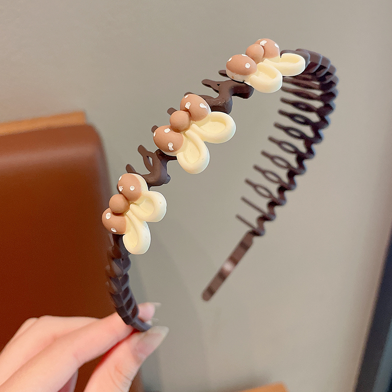 ヘアアクセサリー お花とリスのゆらゆらカチューシャ