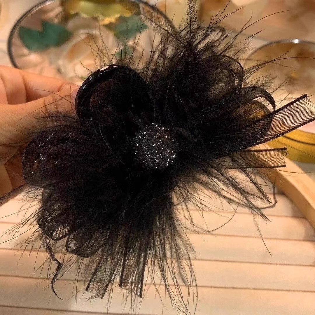 ヘアアクセサリー キラめきフェザーフラワーバレッタ