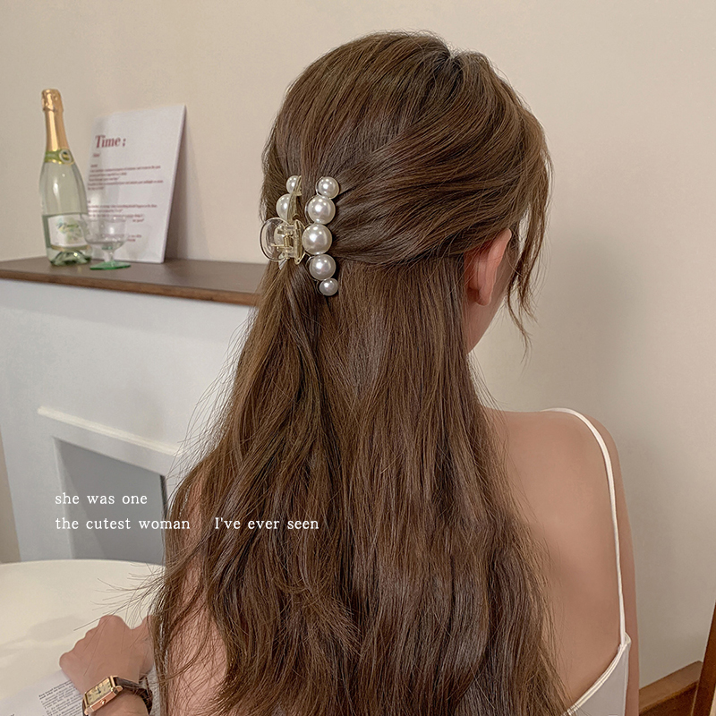 ヘアアクセサリー 真珠の輝き リボンバレッタ