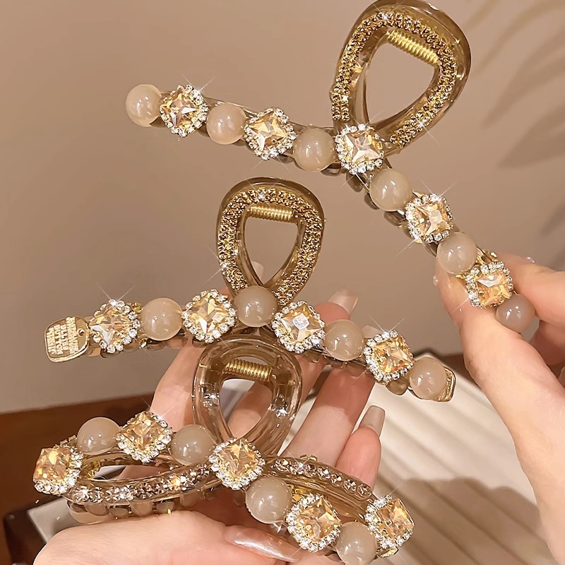 ヘアアクセサリー 輝きリボン真珠バレッタ