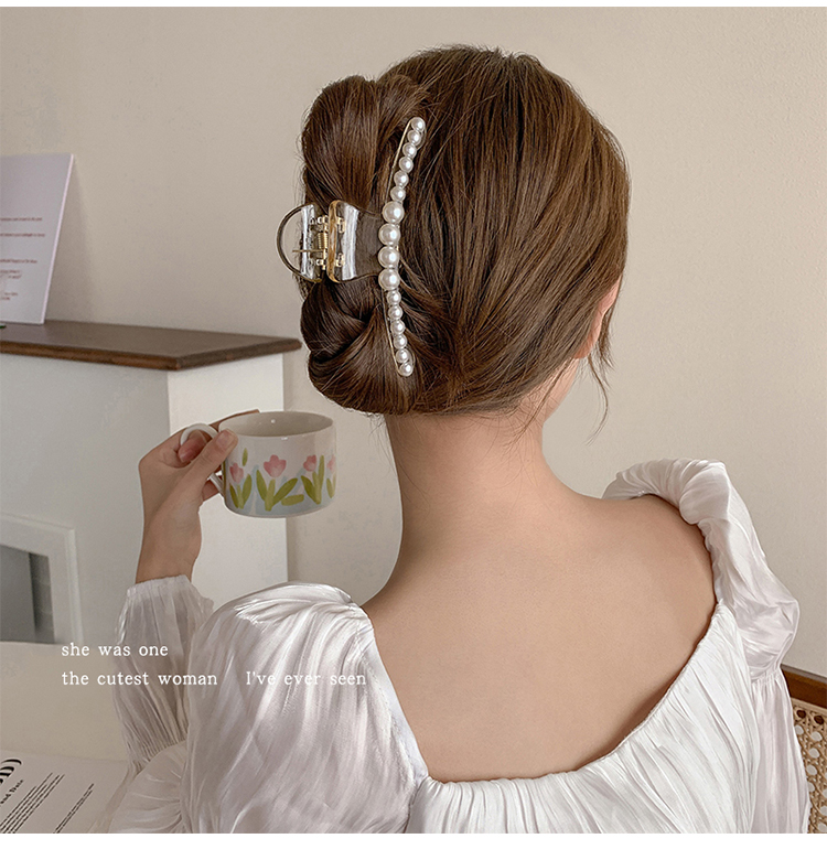 ヘアアクセサリー 真珠の輝き リボンバレッタ