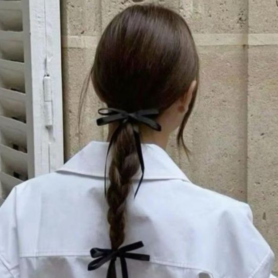 ヘアアクセサリー 優雅リボンバレッタ