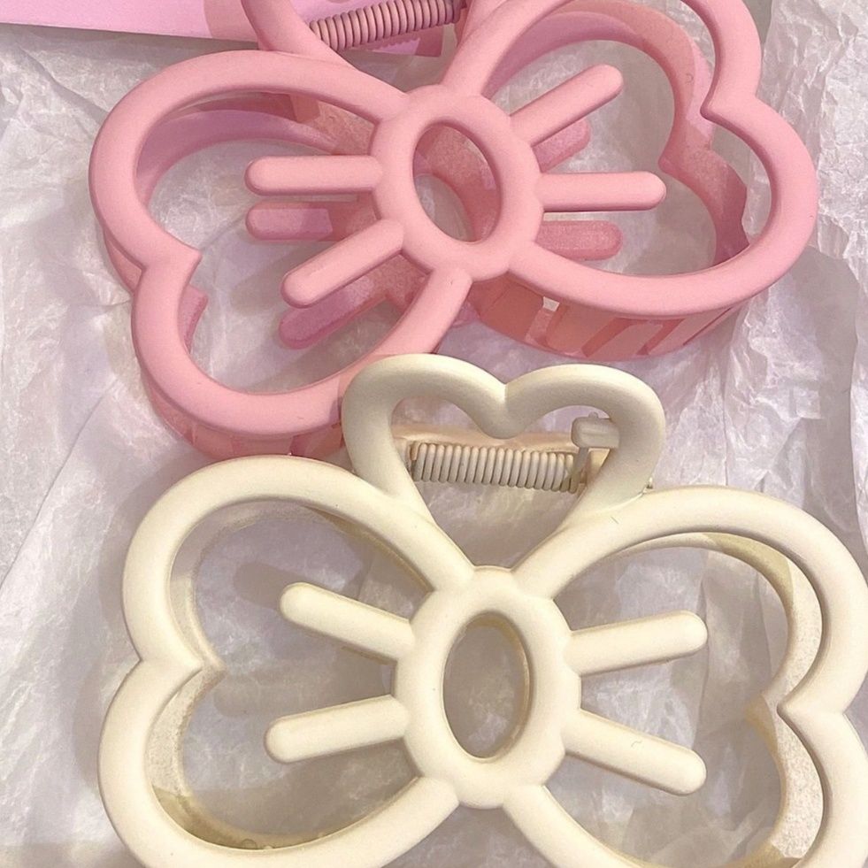 ヘアアクセサリー りぼんモチーフ ぷっくりバレッタ