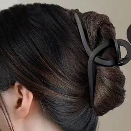 ヘアアクセサリー うねり型マットバレッタ