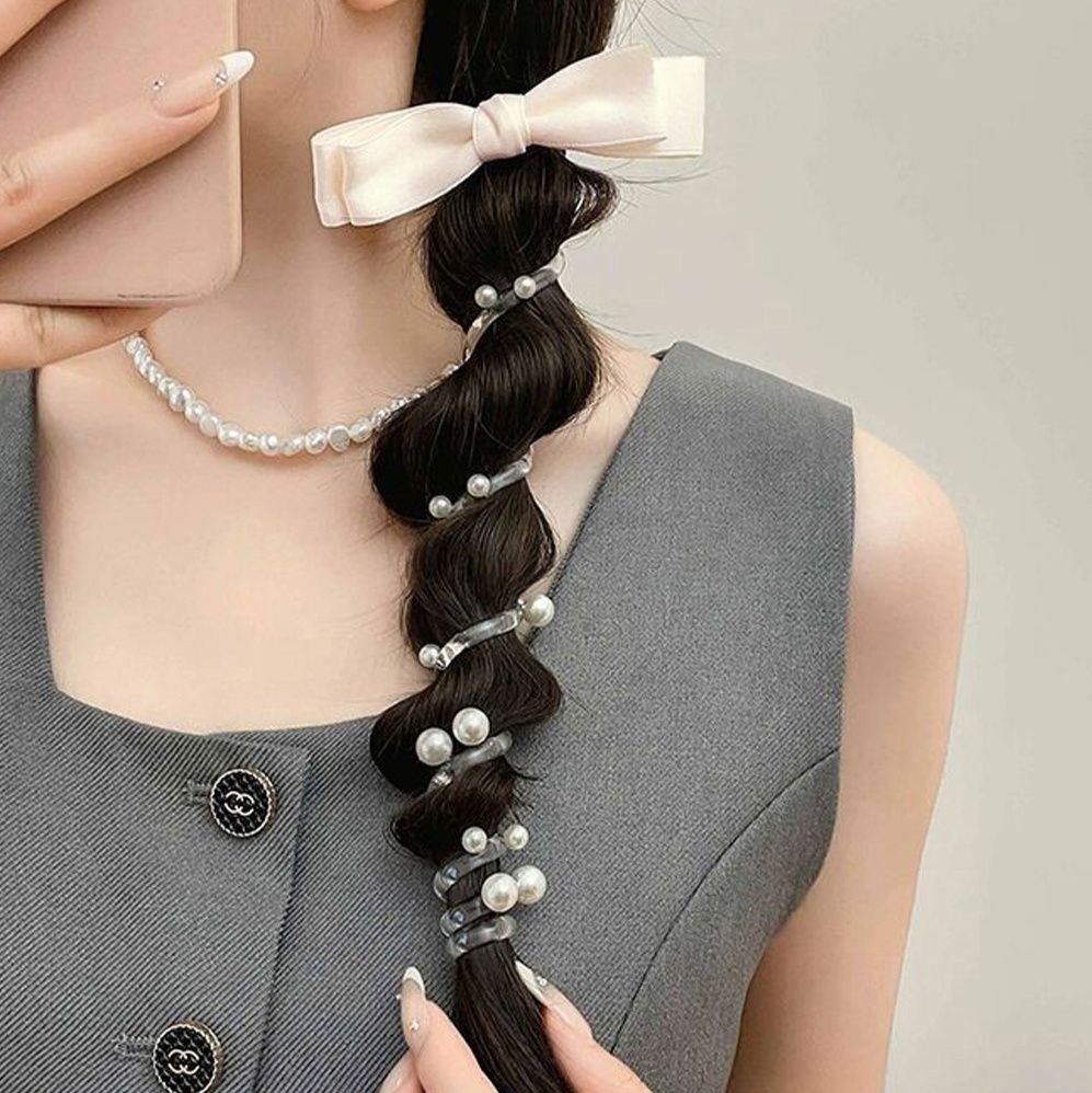 リボン付きコイルポニー バレッタ 簡単ヘアアレンジ