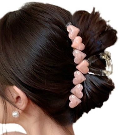 ヘアアクセサリー 花びらモチーフ立体デザインバレッタ