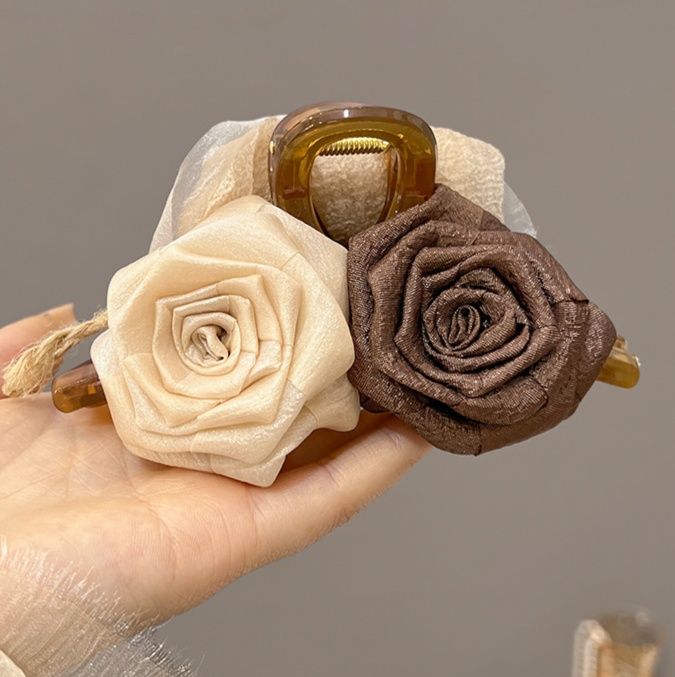 ヘアアクセサリー 立体フラワー薔薇モチーフべっ甲調バレッタ