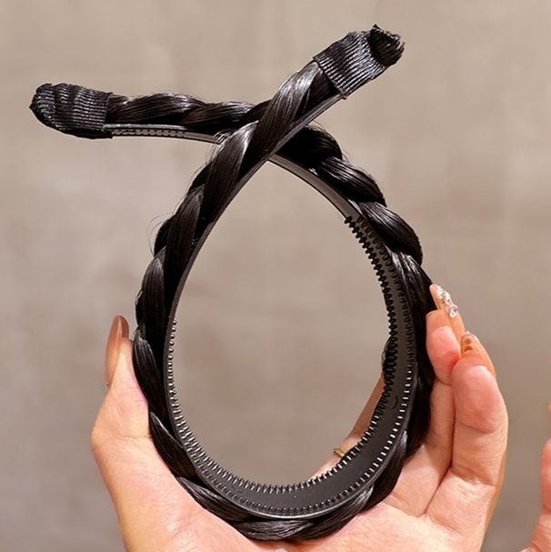 ヘアアクセサリー 立体三つ編みデザイン太め幅カチューシャ