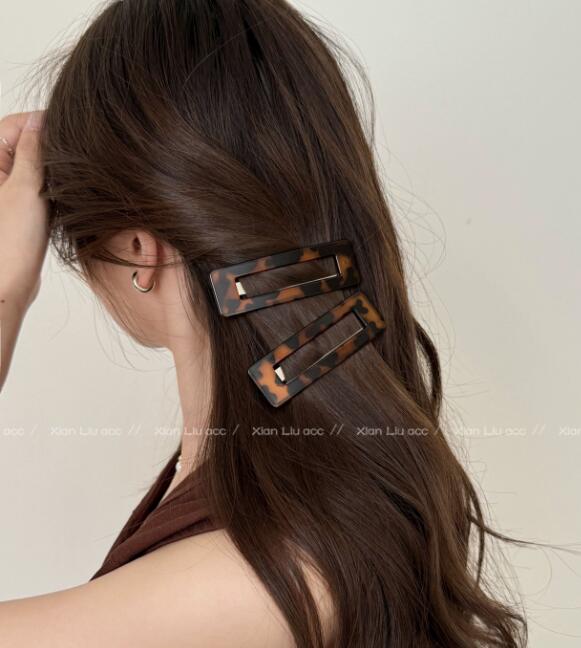 ヘアアクセサリー べっ甲風バレッタ ヘアクリップ 髪留め ヘアアレンジ