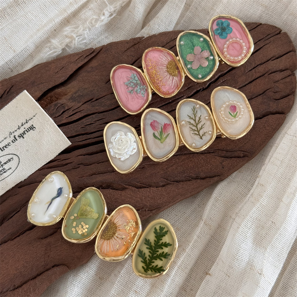 ヘアアクセサリー 押し花バレッタ 楕円形 金縁 髪飾り 3種類