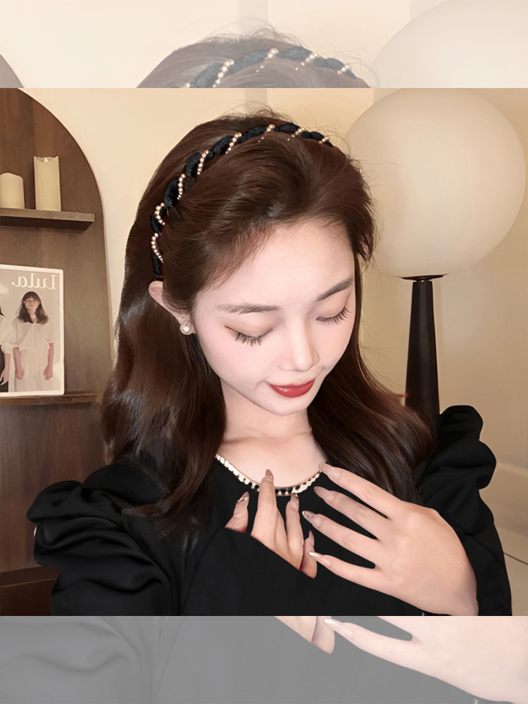 ヘアアクセサリー きらめき編み込みカチューシャ