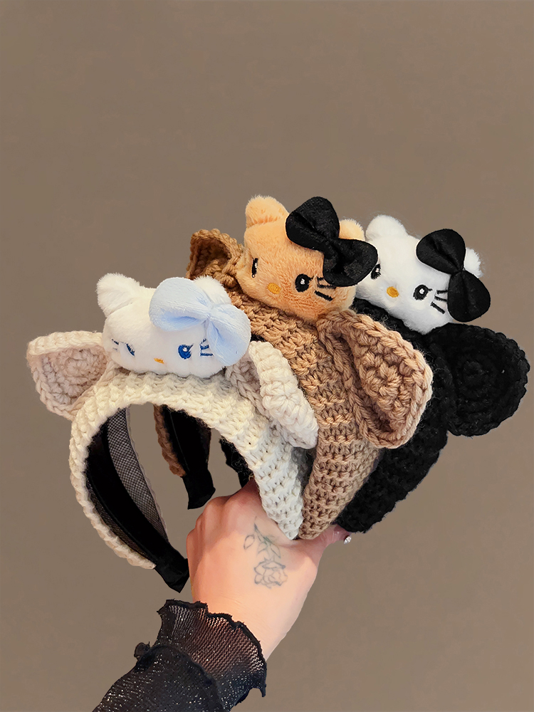 ヘアアクセサリー ねこちゃんニット耳カチューシャ