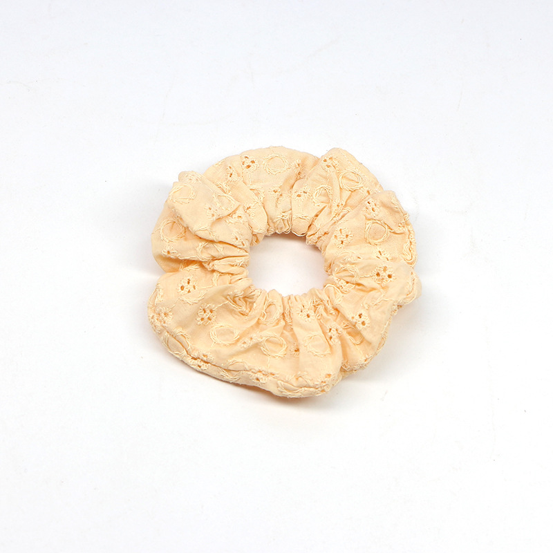 ヘアアクセサリー 花柄刺繍レース生地の上品シュシュ