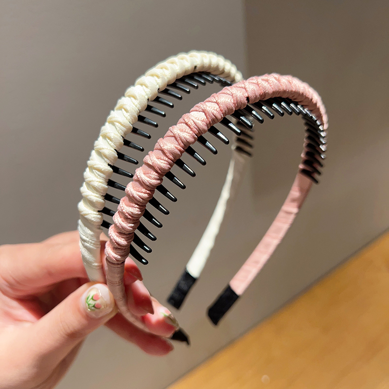 ヘアアクセサリー 編み込み風コームカチューシャ