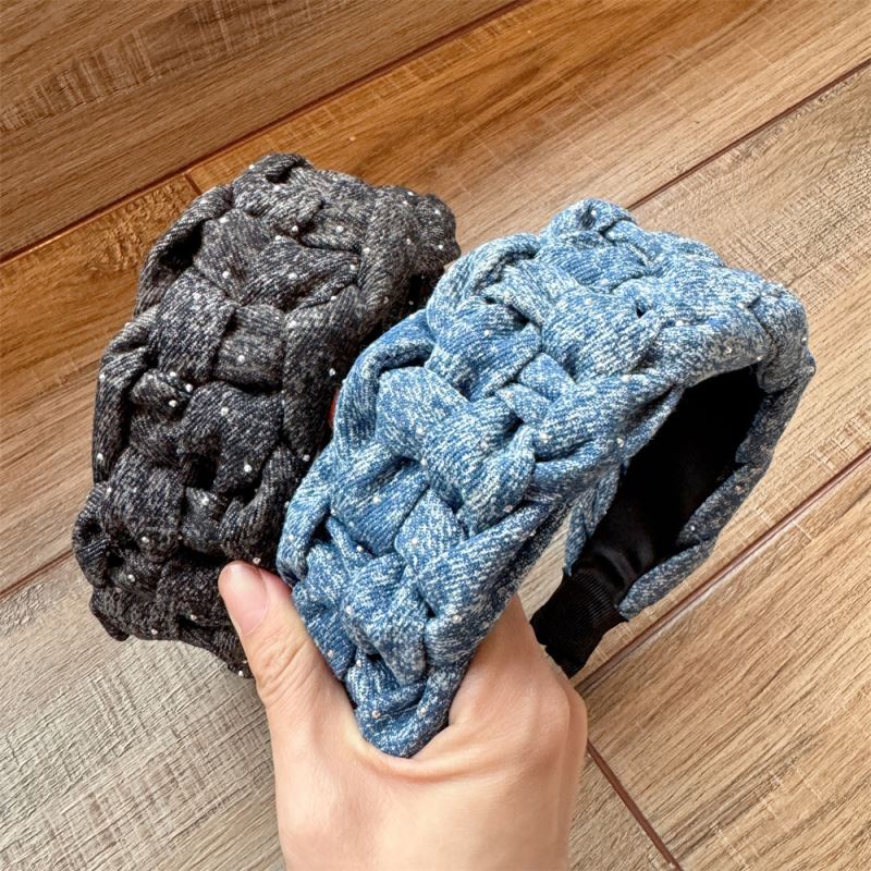 ヘアアクセサリー 編み込みデザイン カチューシャ 髪飾り レディース 2色