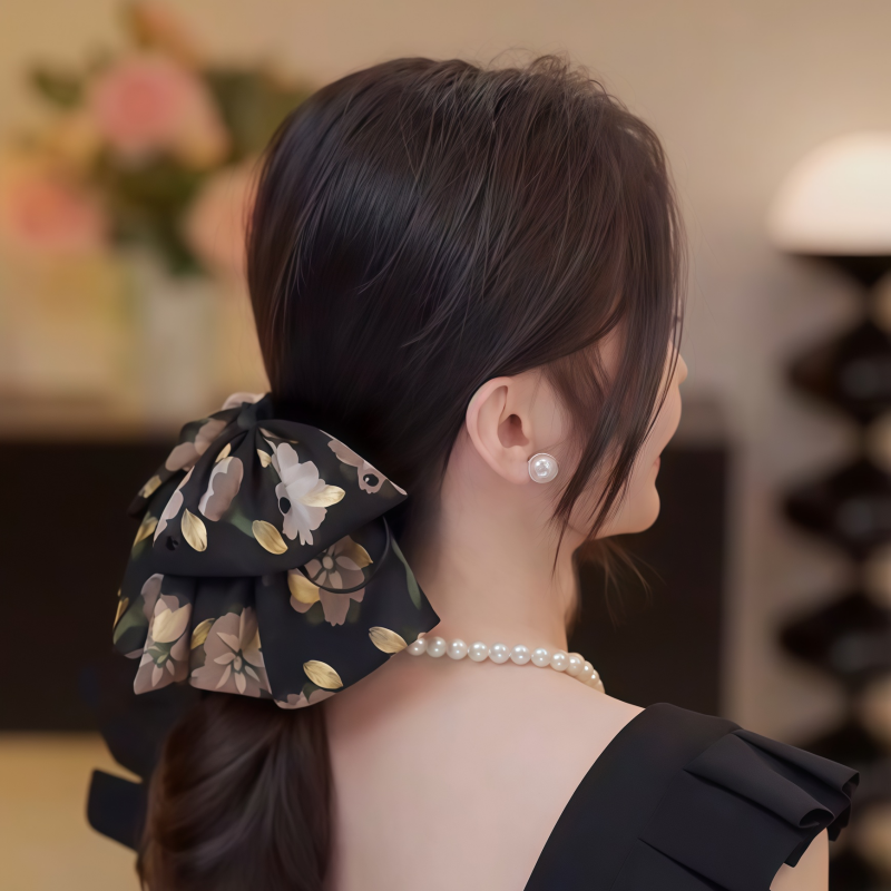 ヘアアクセサリー 優美な花模様リボンバレッタ