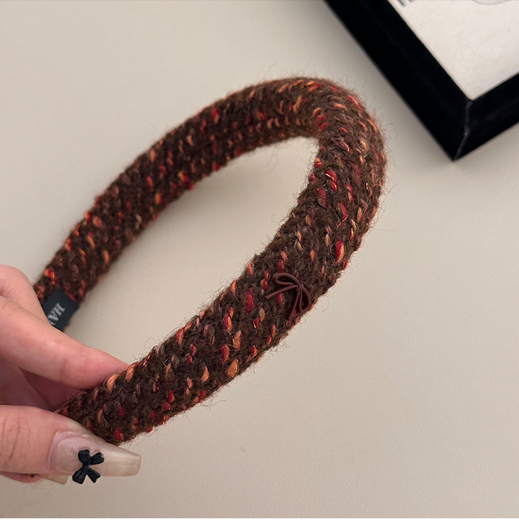 ヘアアクセサリー ふんわりツイード編み込みリボン付きカチューシャ