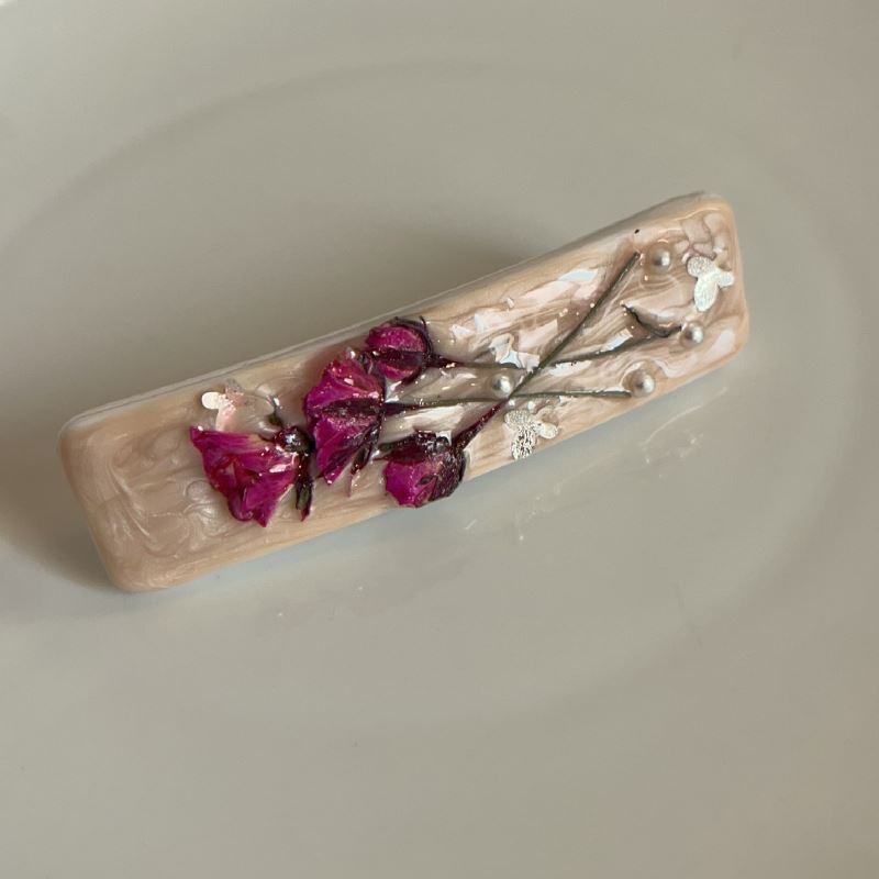 ヘアアクセサリー 押し花バレッタ★パール装飾★4色展開