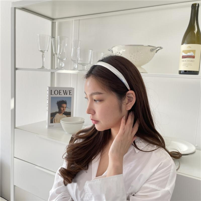 ヘアアクセサリー 艶やかメタリックカチューシャ
