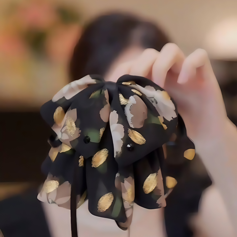 ヘアアクセサリー 優美な花模様リボンバレッタ