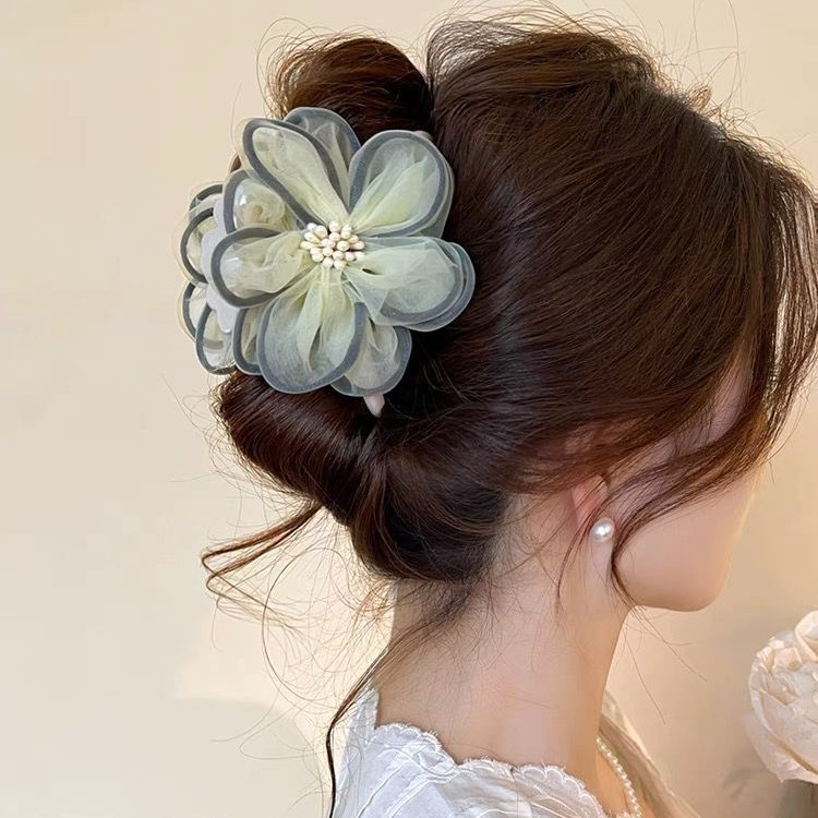 ヘアアクセサリー 透け感フラワーモチーフパールビジューバレッタ