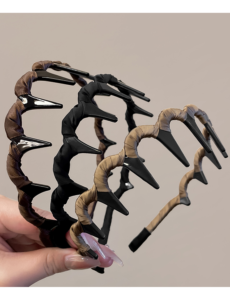 ヘアアクセサリー ねじれシルエット クラシックカチューシャ