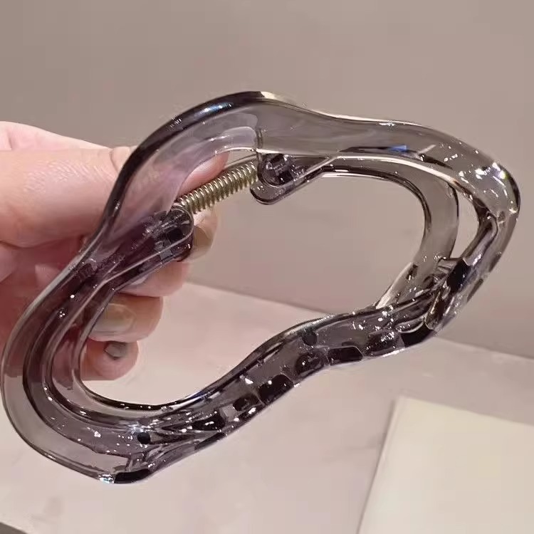 ヘアアクセサリー ウェーブクリスタルカチューシャ