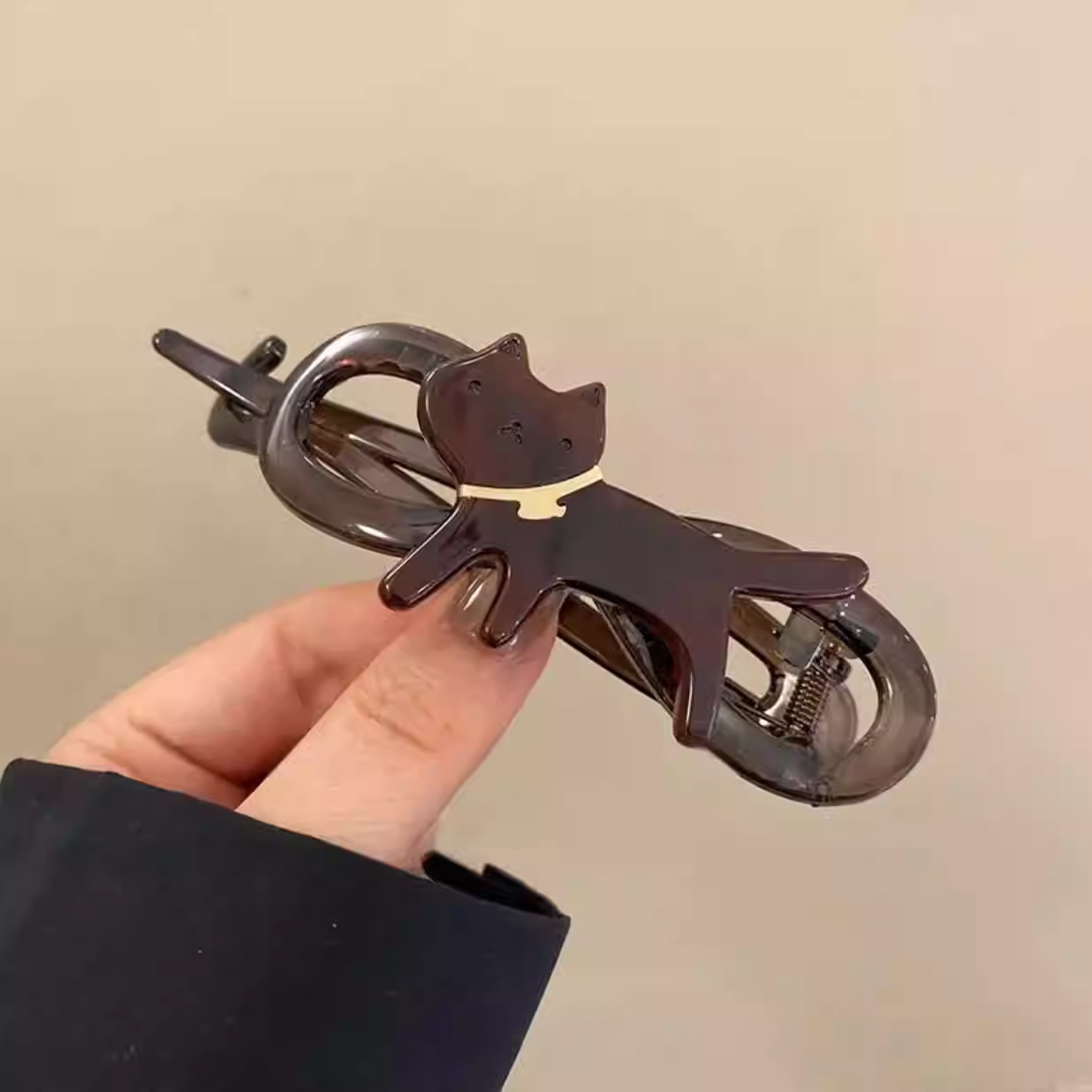 ヘアアクセサリー 猫モチーフ留め具バレッタ