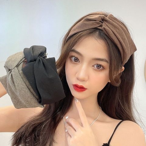 ヘアアクセサリー ふんわりツイスト結び目カチューシャ