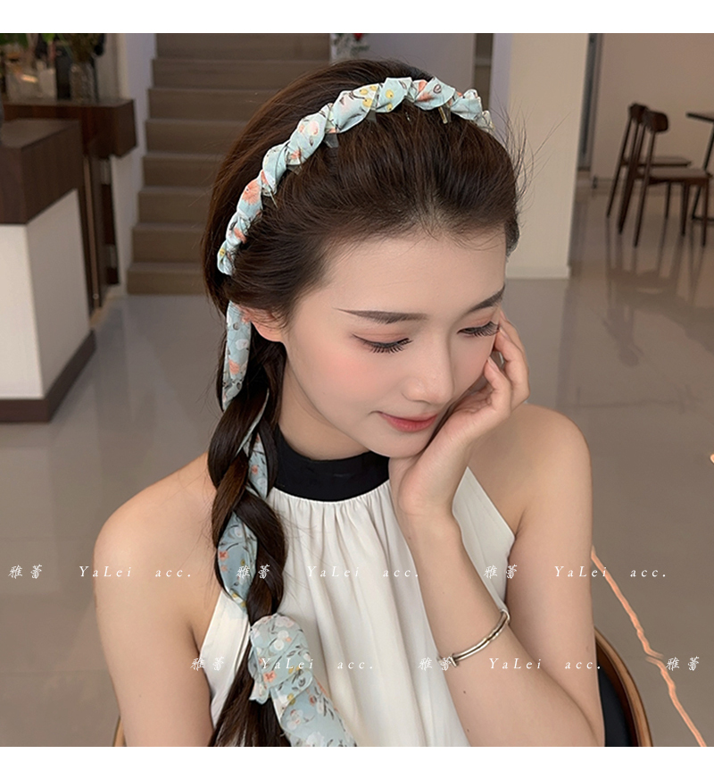 ヘアアクセサリー ツイストリボン ふんわりカチューシャ