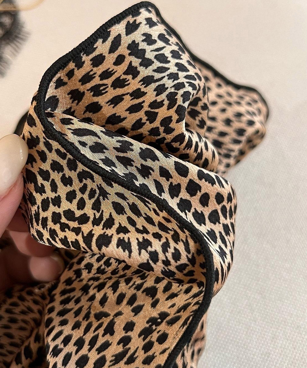 豹柄大きめシュシュ ボリューム ヘアアクセサリー