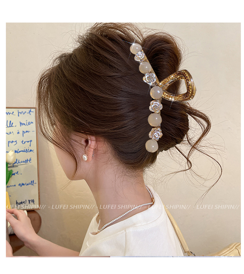 ヘアアクセサリー 輝きリボン真珠バレッタ