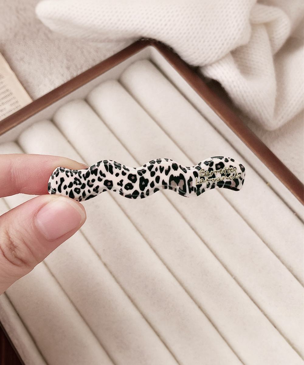 ヘアアクセサリー 豹柄くちばしバレッタ 韓国風髪留め