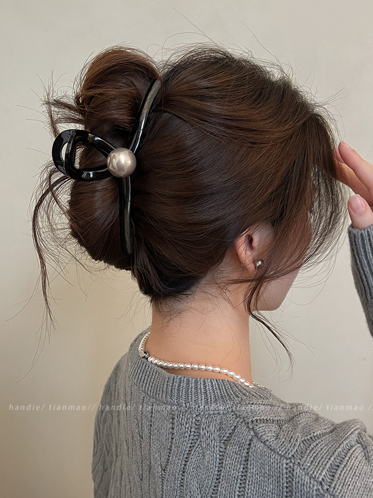 ヘアアクセサリー 真珠の輝き リボンバレッタ