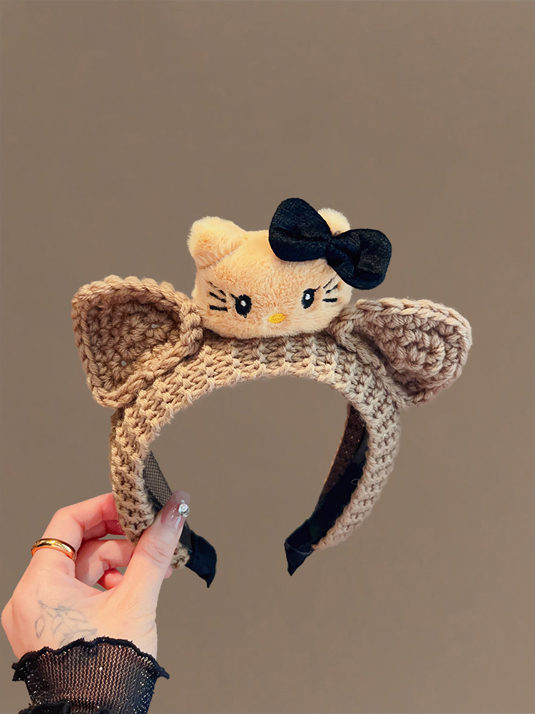 ヘアアクセサリー ねこちゃんニット耳カチューシャ