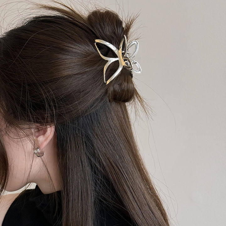 ヘアアクセサリー メタリック蝶々バレッタ
